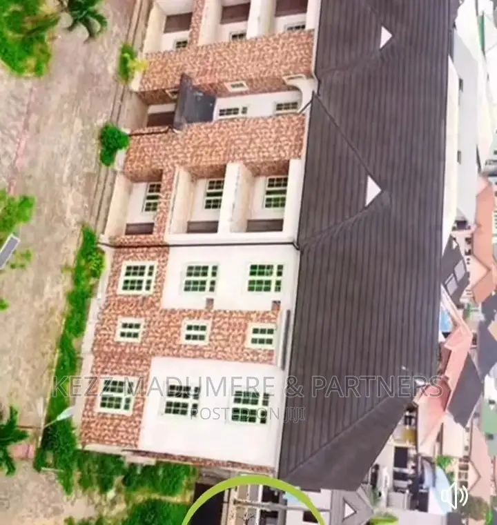 20bdrm Block of Flats in Dr Peter Odili,Trans for sale