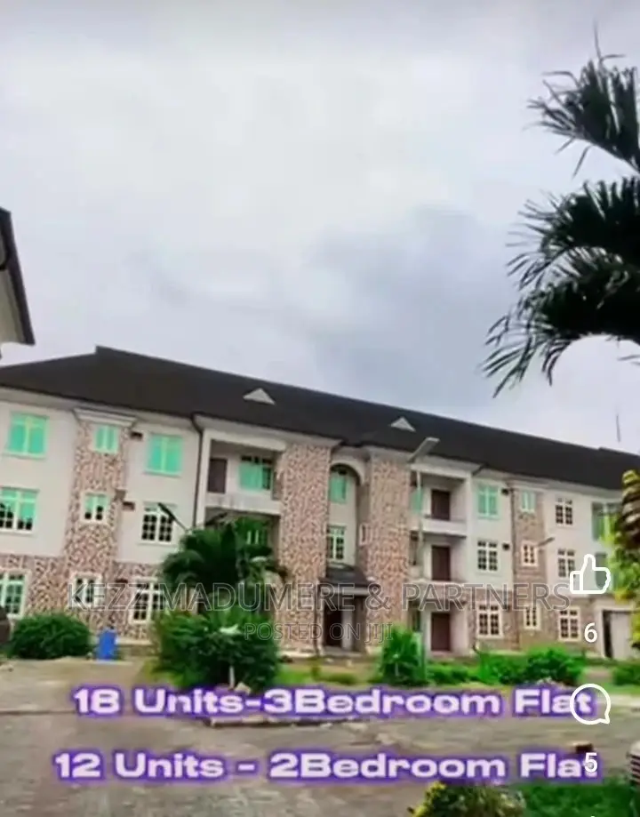 20bdrm Block of Flats in Dr Peter Odili,Trans for sale