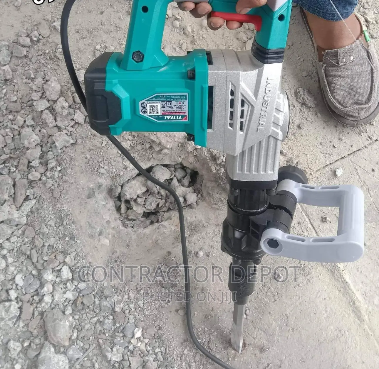 Totaltotal Demolition Breaker 1300W (TH213006 INDUSTRIAL