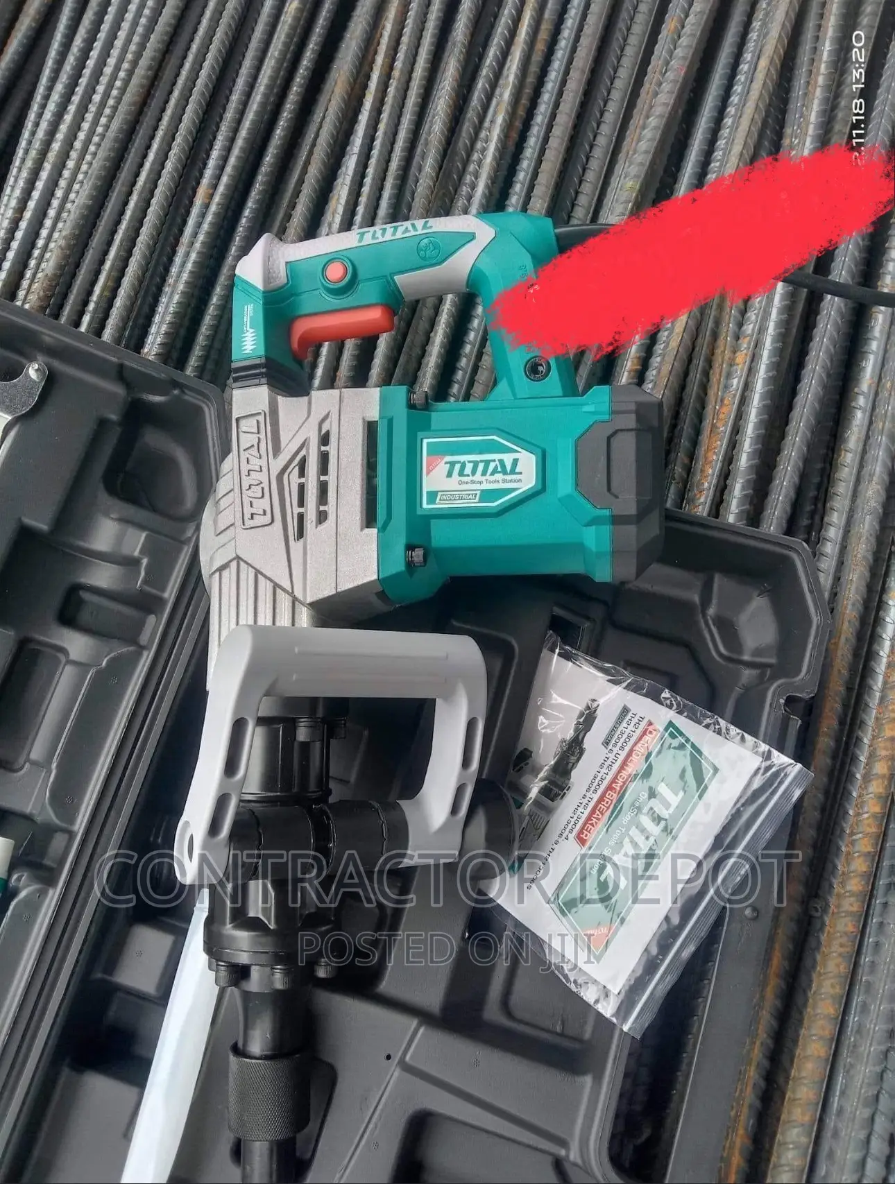 Totaltotal Demolition Breaker 1300W (TH213006 INDUSTRIAL