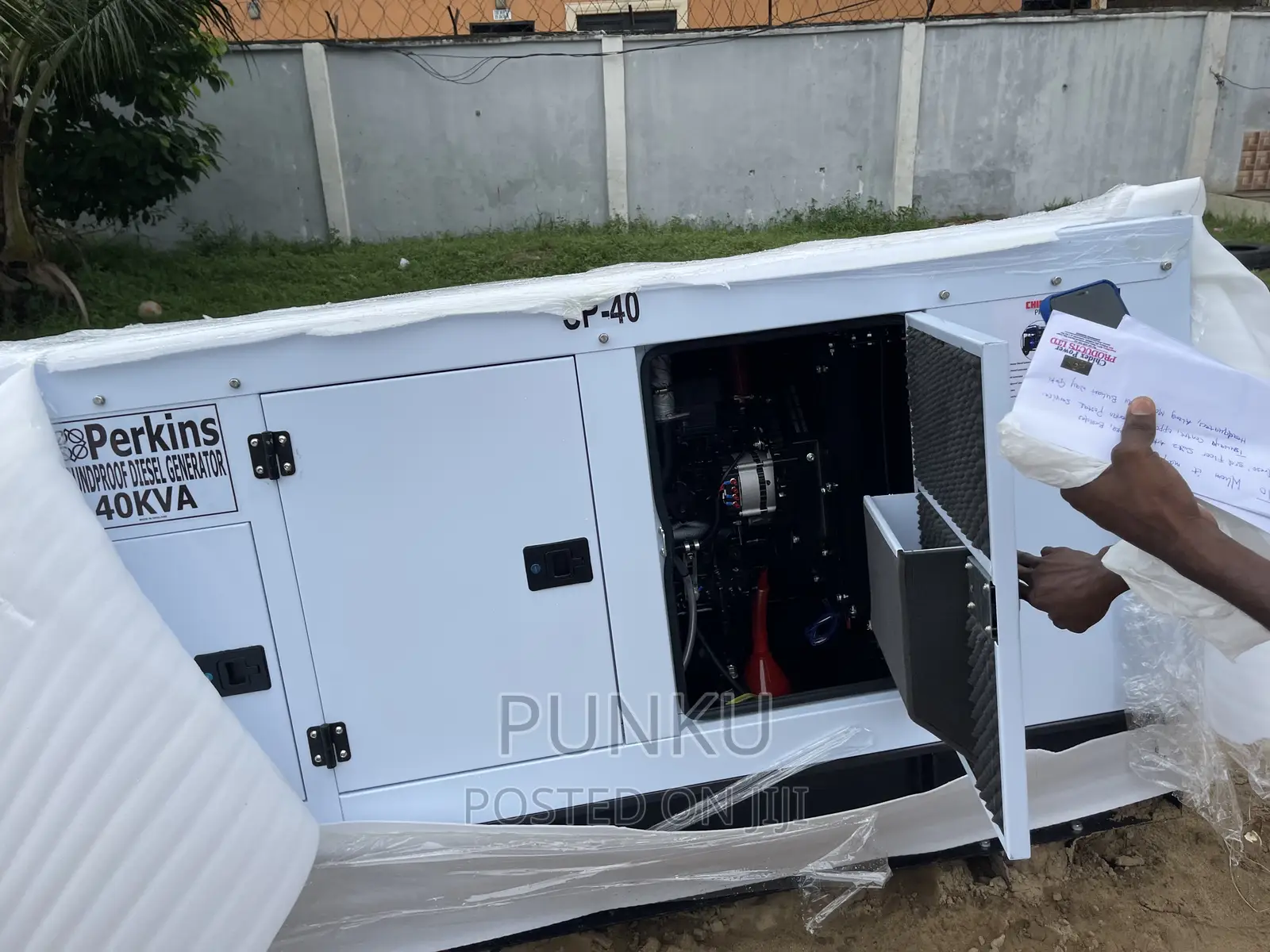 Perkins Diesel Soundproof Generator 40kva 100% Copper Coil