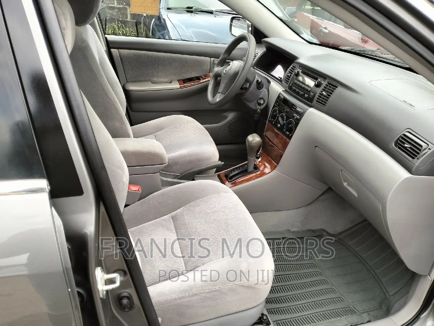Toyota Corolla LE 2007 Gray