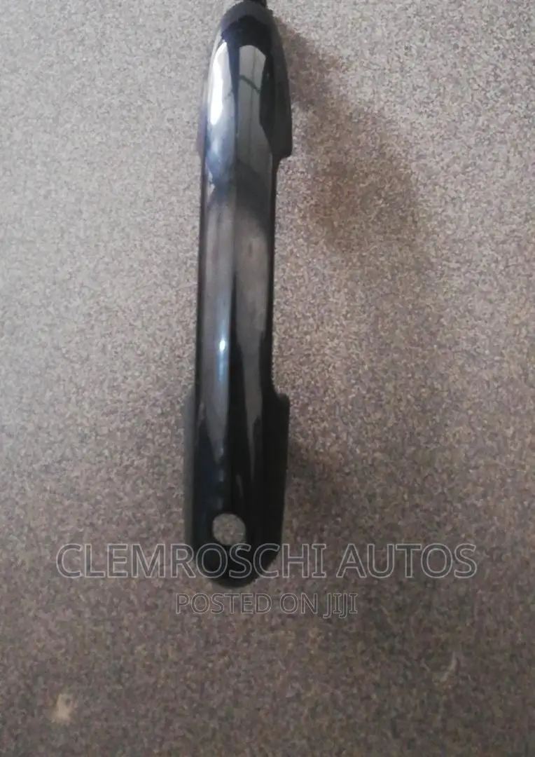 High Quality Certified Door Handle Highlander 020-2024 Model
