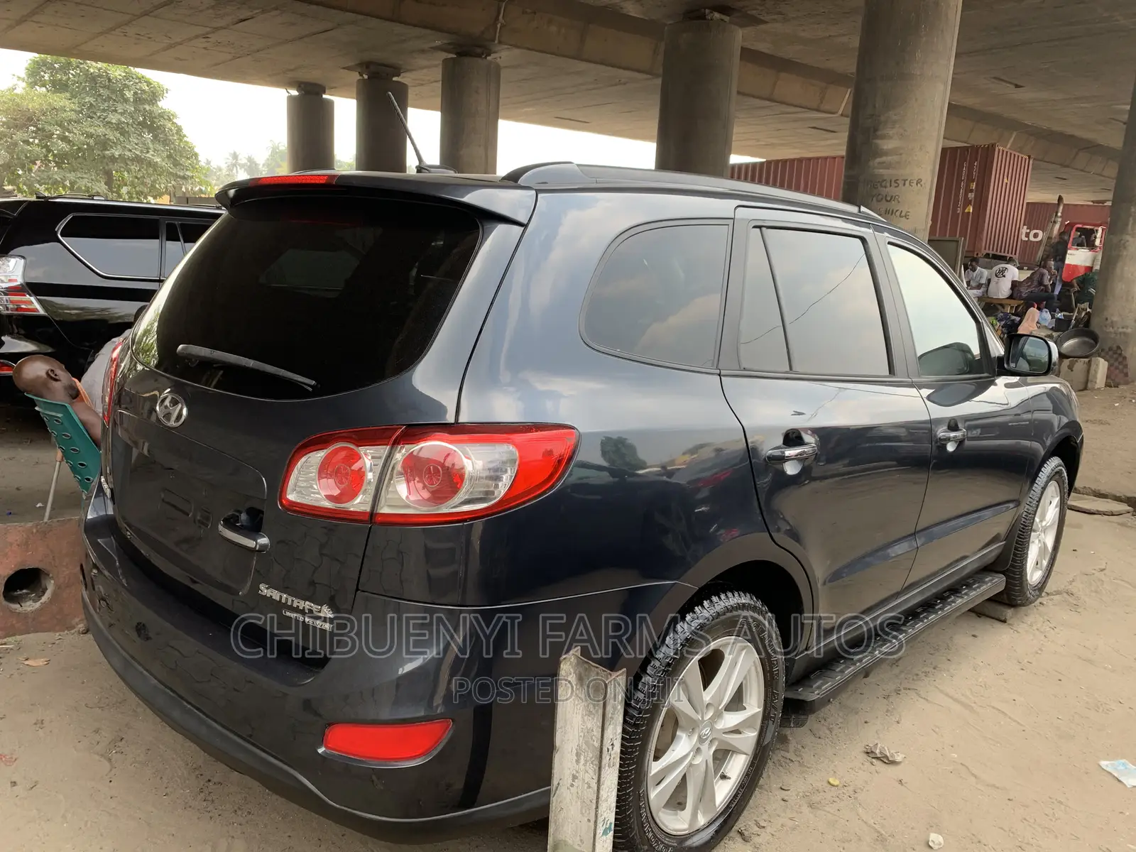 Hyundai Santa Fe Limited 2011 Gray
