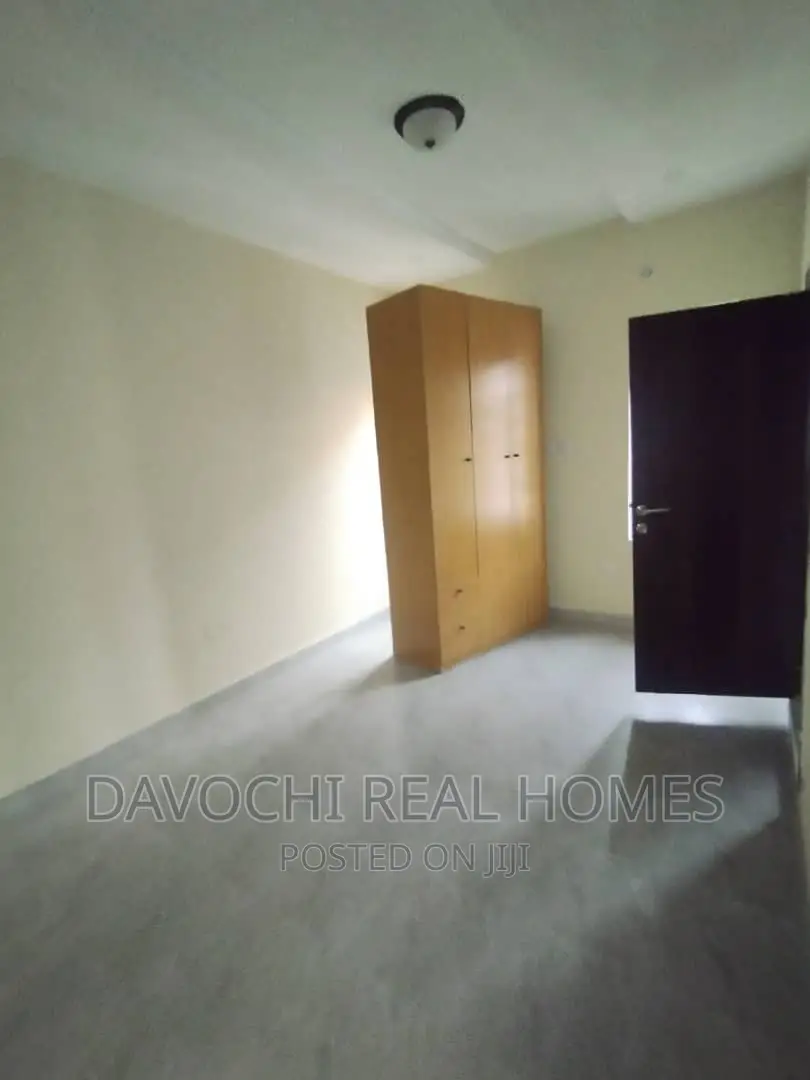 3bdrm Apartment in Ikota Villa Estate, Lekki for rent