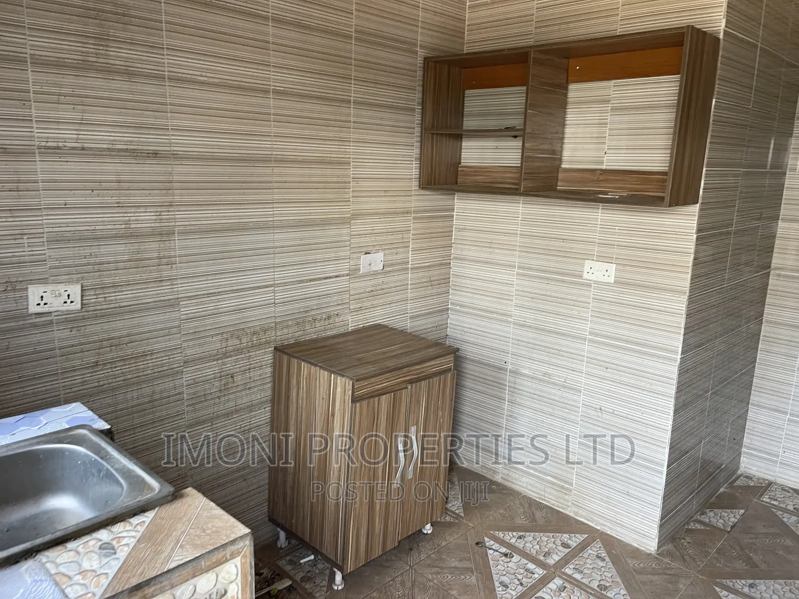 1bdrm Room & Parlour in Scc Road Ushafa, Bwari for rent