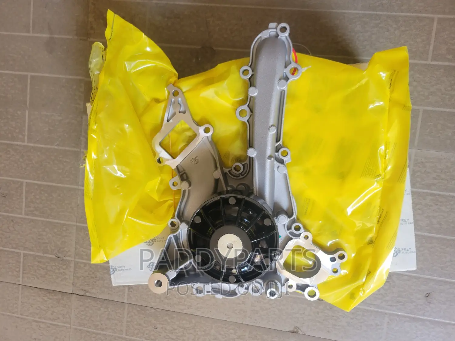 MERCEDES Benz GLE Engine Water Pump