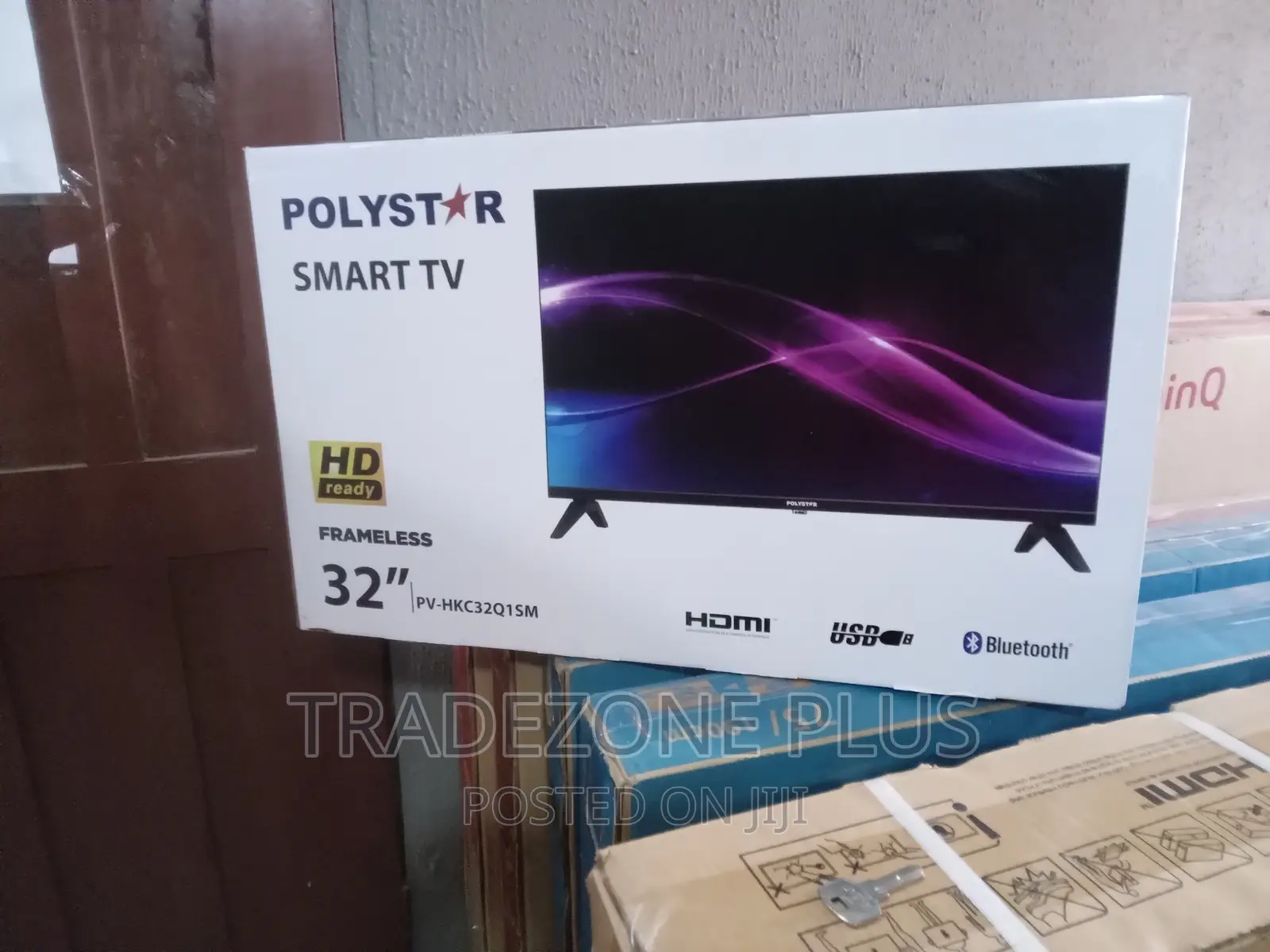 Brand New 32'' Smart TV With Netflix-Polystar