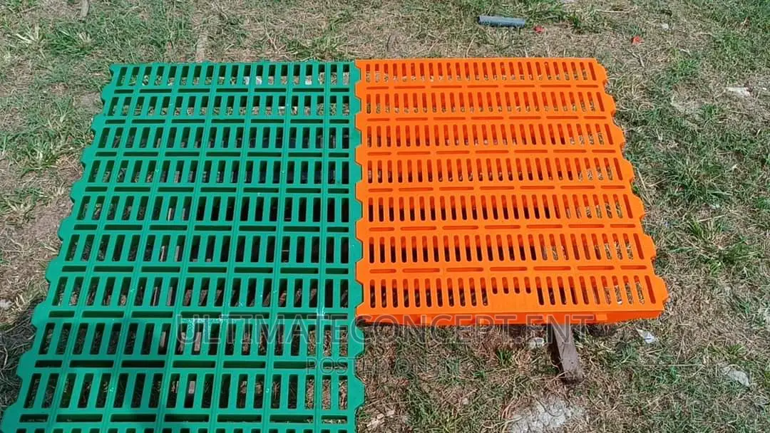 Plastic Cover Flooring for Animal