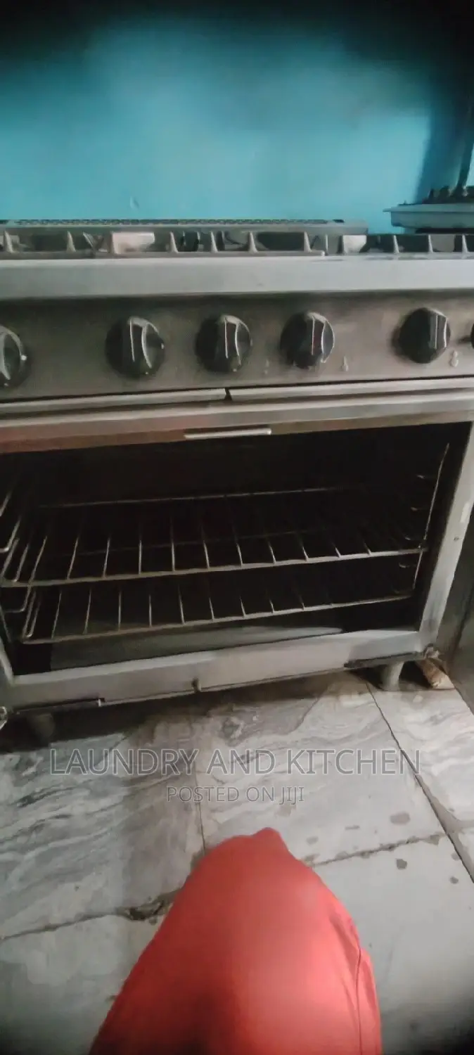 6 Burner Industrial Gas Cooker With Oven