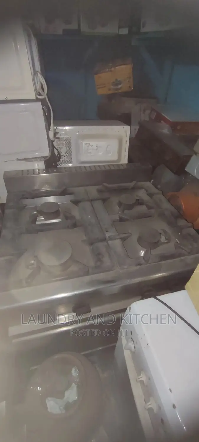 4 Burner Industrial Gas Cooker With Oven