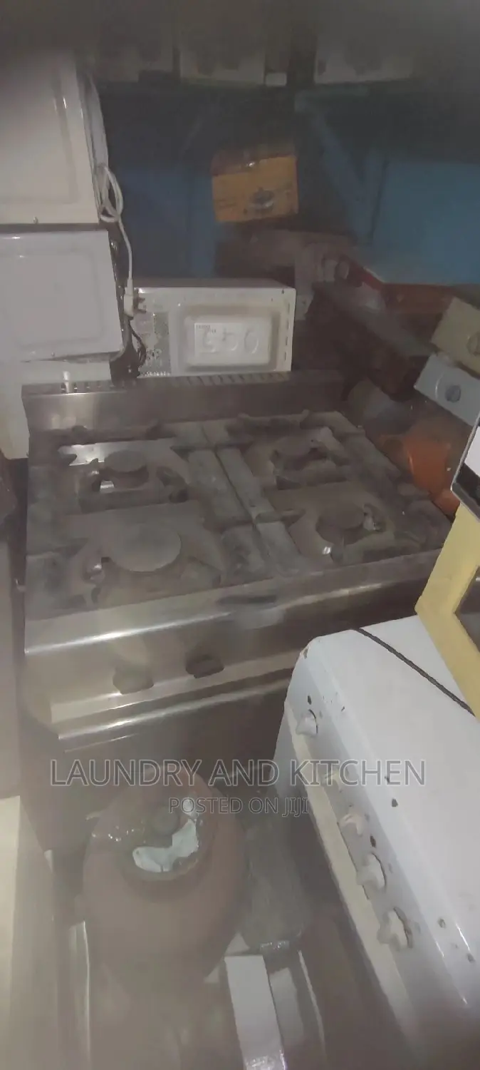 4 Burner Industrial Gas Cooker With Oven