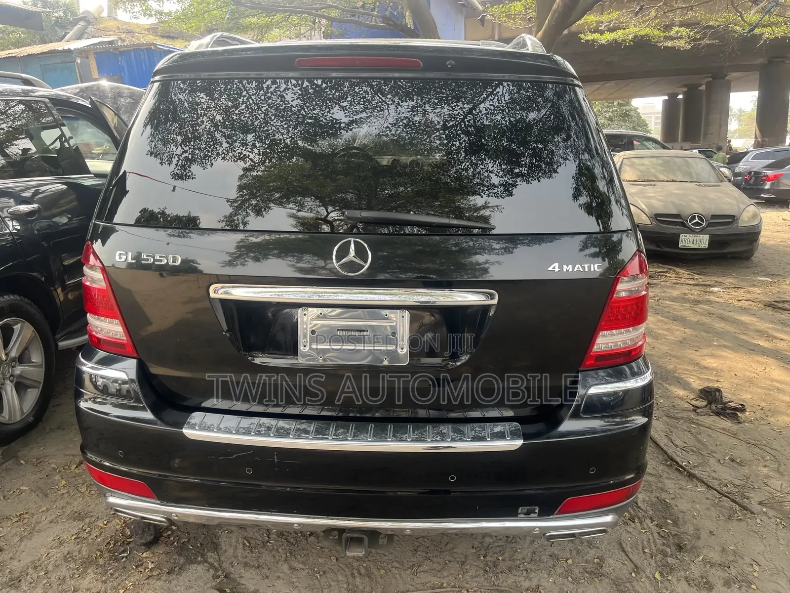 Mercedes-Benz GL-Class GL 550 2011 Black