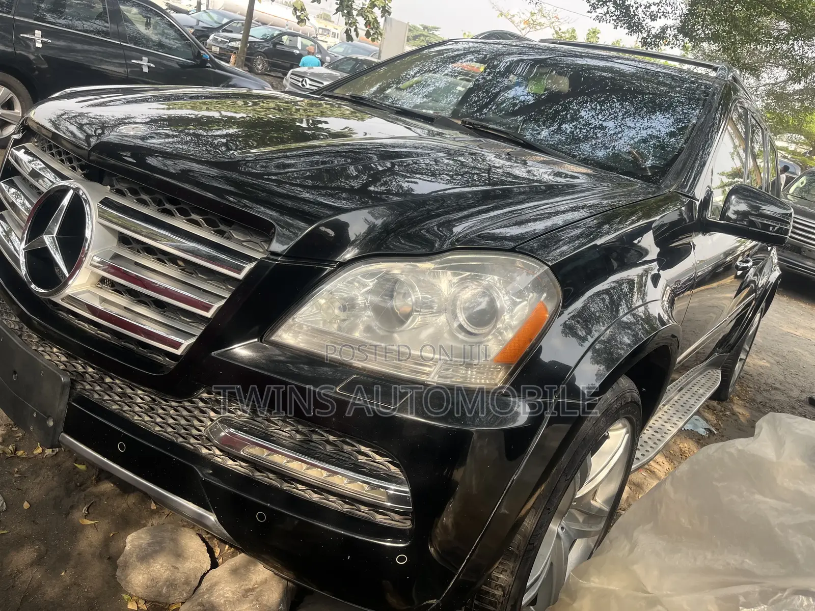 Mercedes-Benz GL-Class GL 550 2011 Black