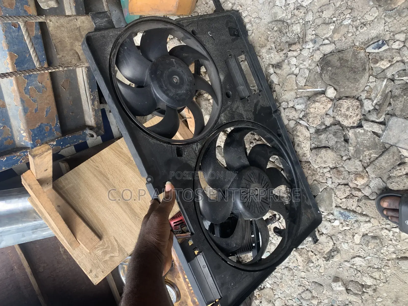 Complete Radiator Fan for Volvo Xc60,Xc90,S60,S80,
