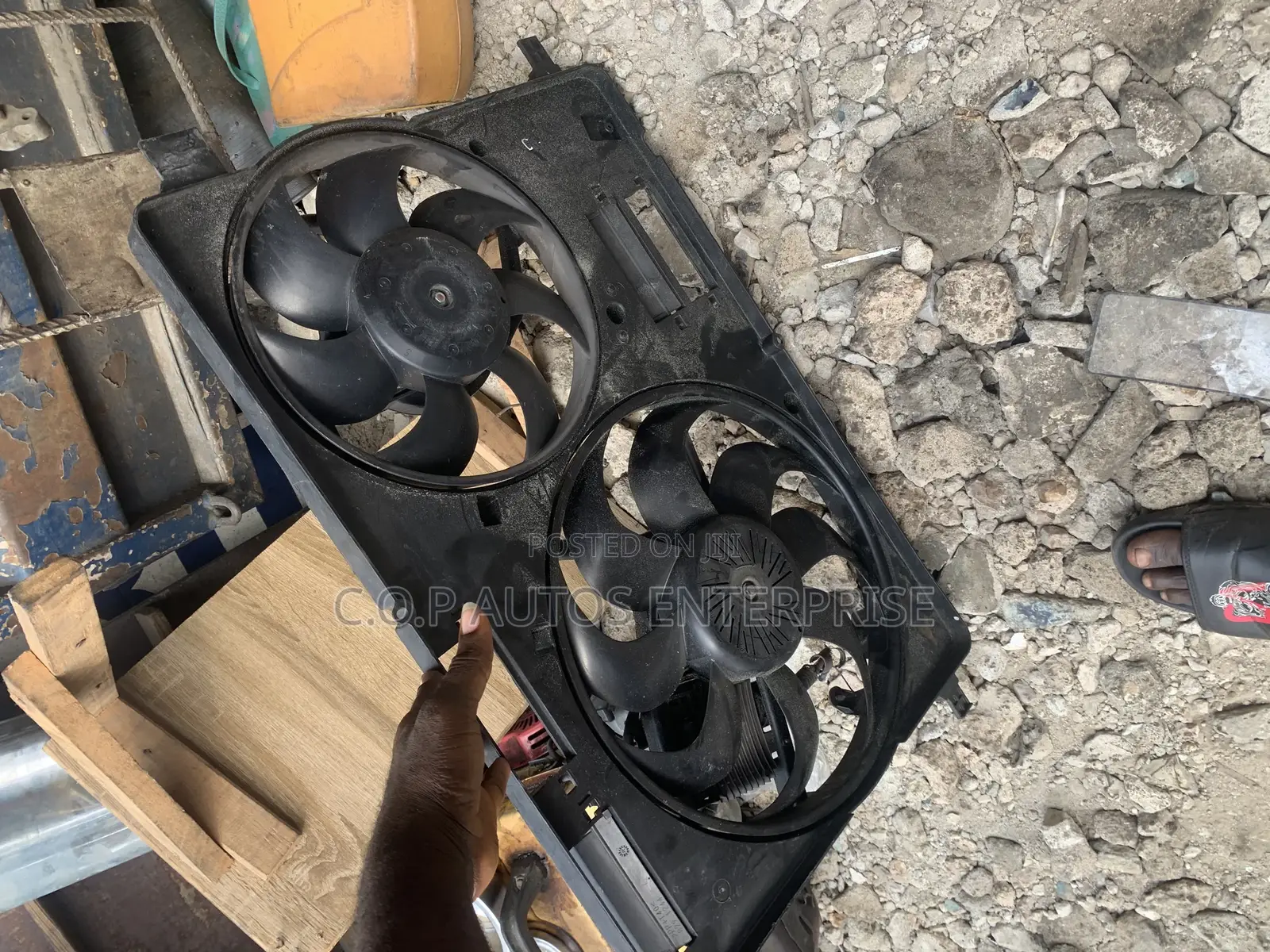 Complete Radiator Fan for Volvo Xc60,Xc90,S60,S80,