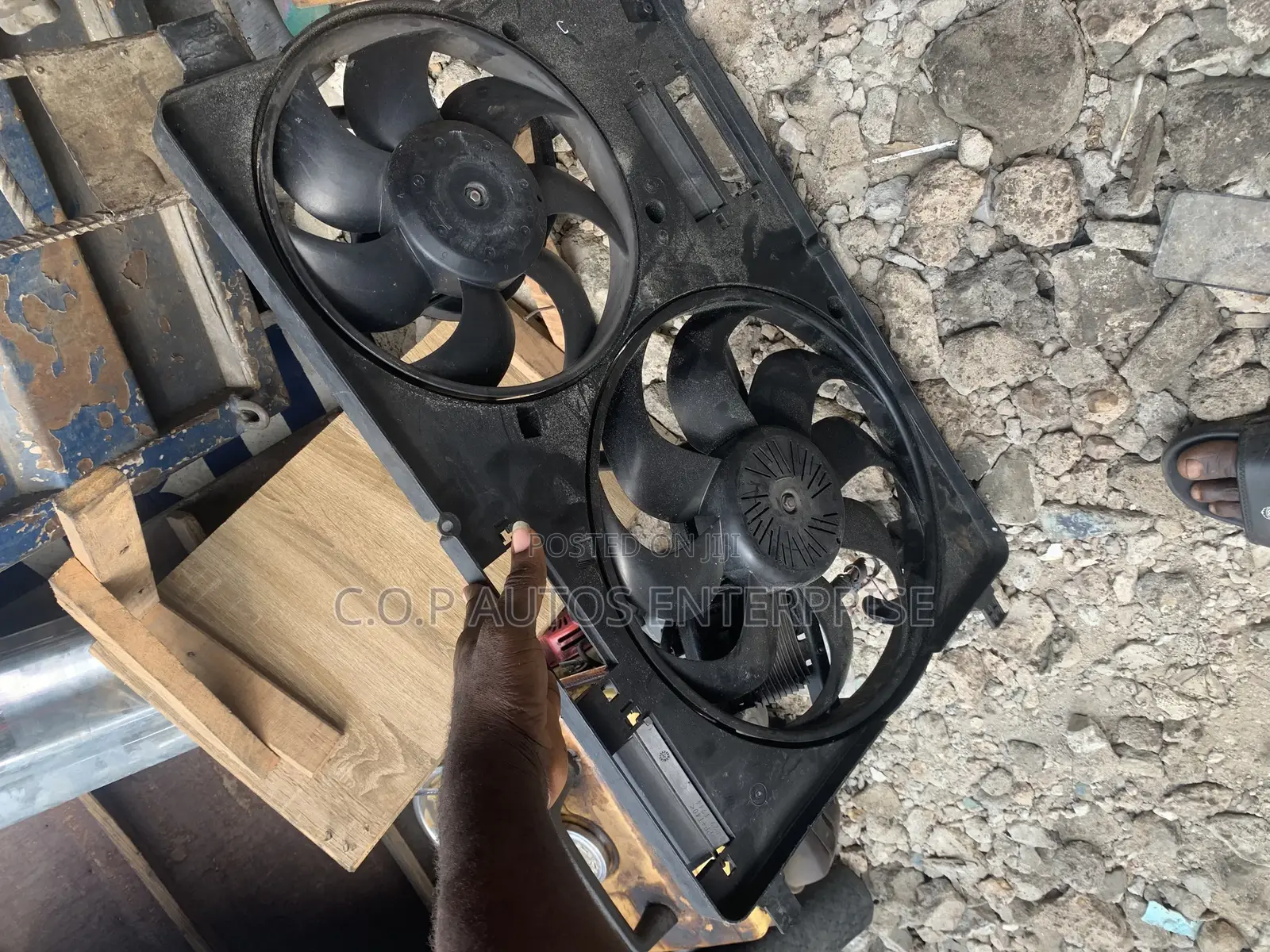 Complete Radiator Fan for Volvo Xc60,Xc90,S60,S80,
