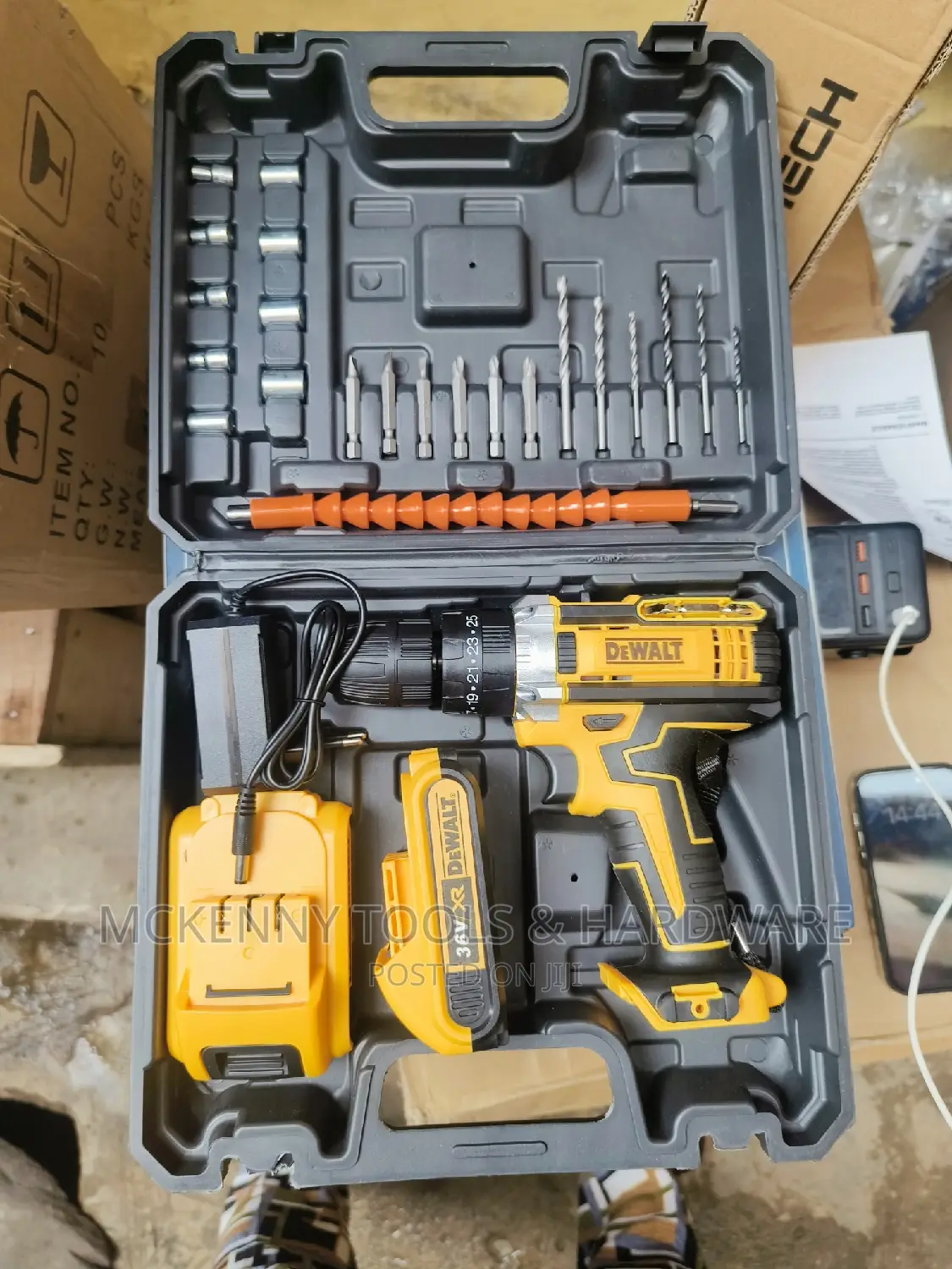 36v Dewalt Cordless Screw Driver Machine