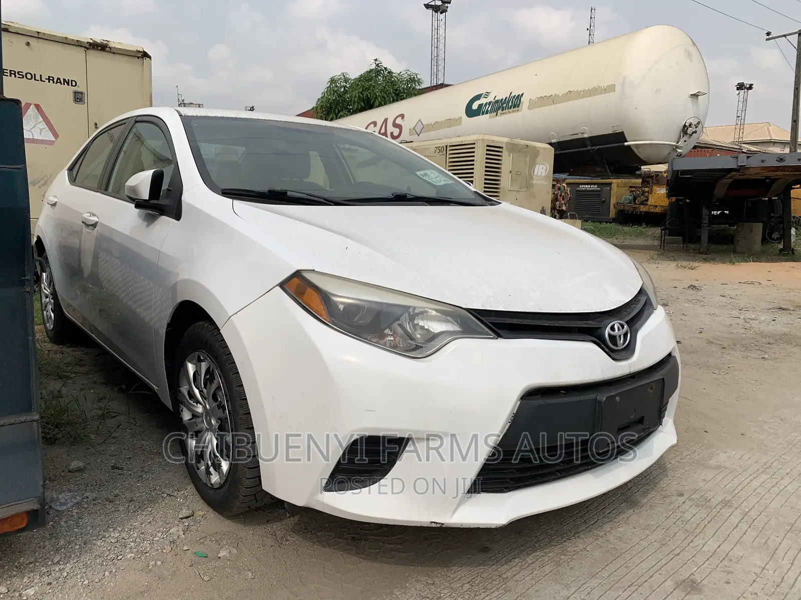 Toyota Corolla LE Premium 4dr Sedan (1.8L 4cyl CVT) 2014 White