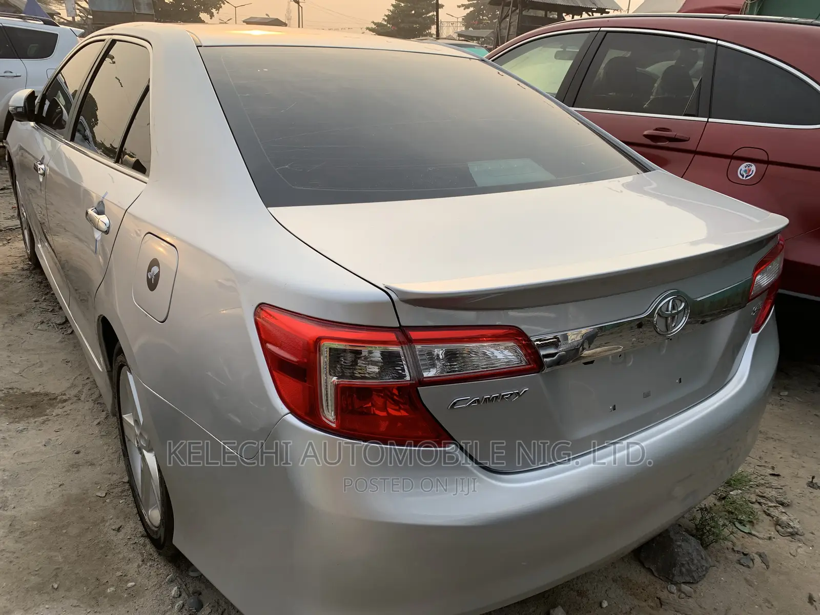Toyota Camry 2012 Silver