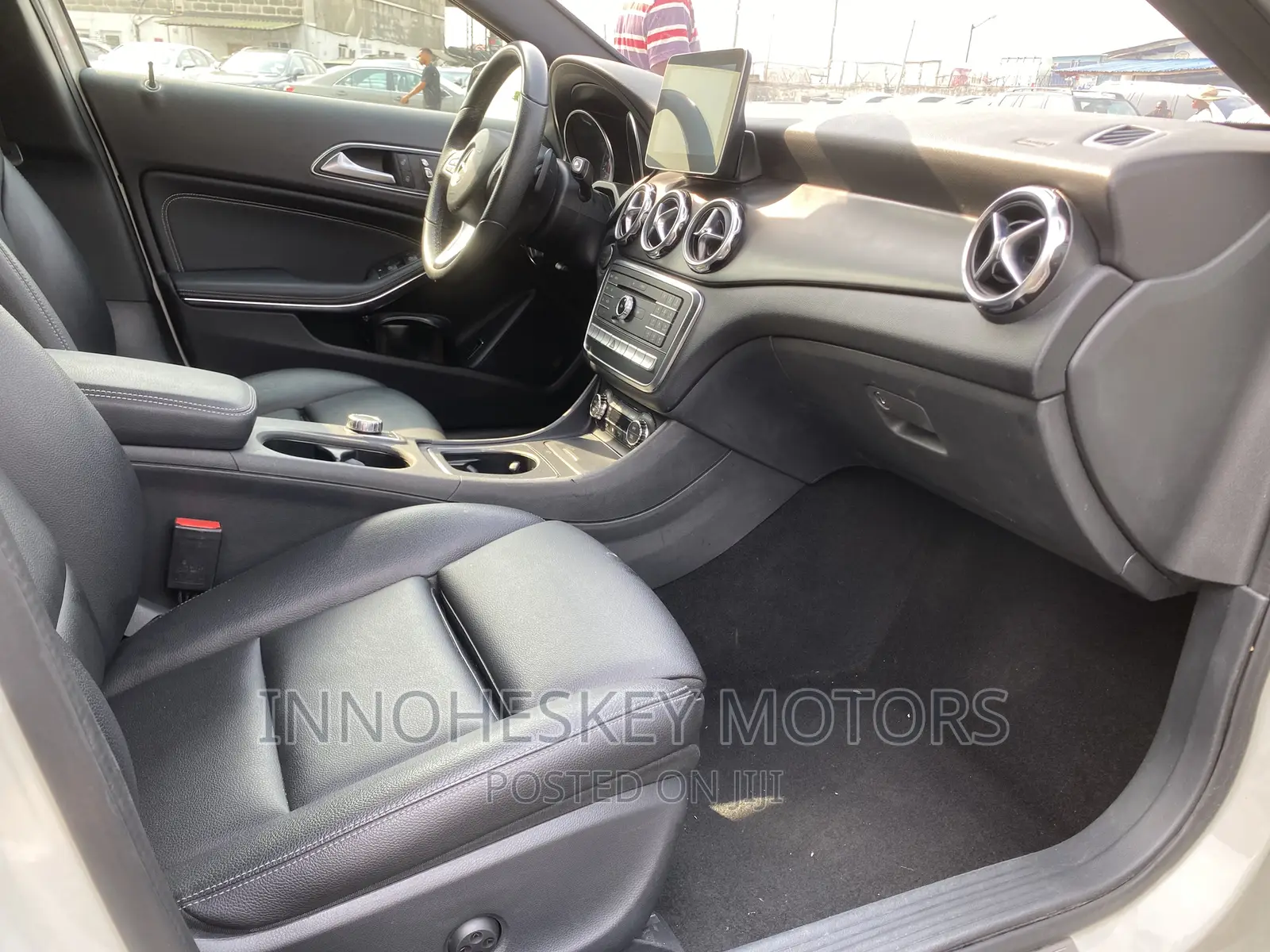 Mercedes-Benz GLA 250 2018 White