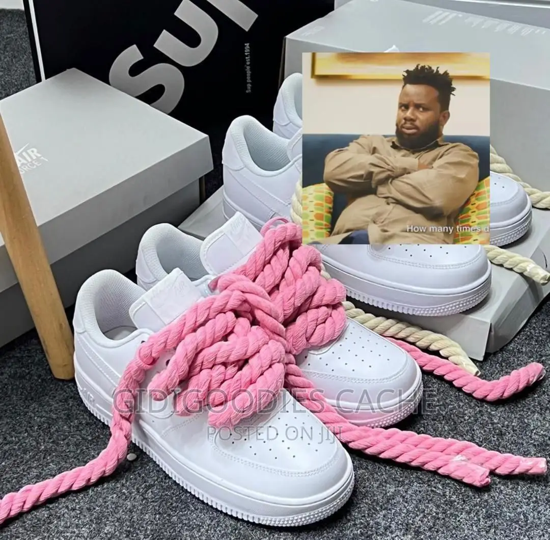 Nike Chunky Lace Sneakers