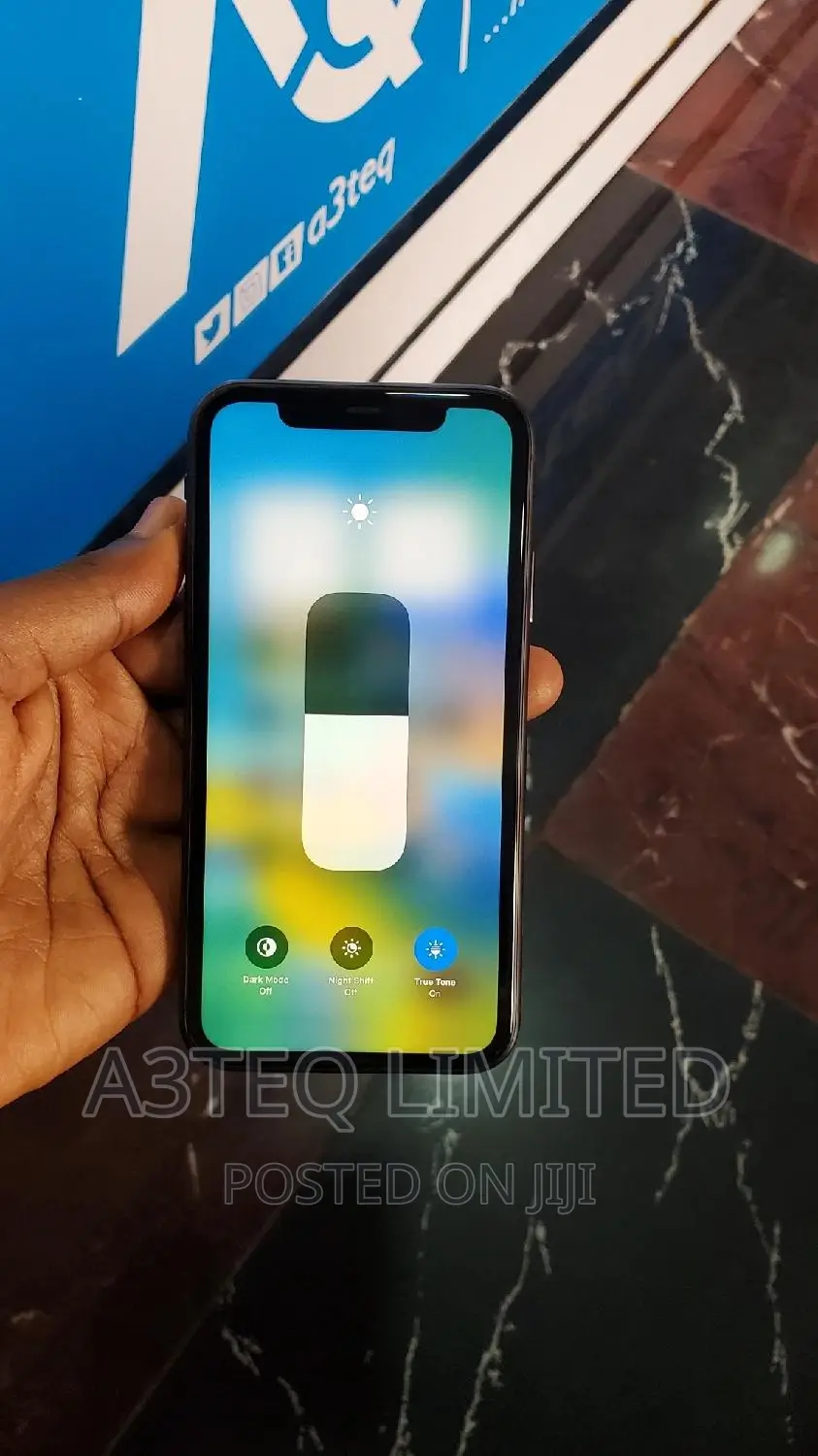 Apple iPhone 11 64 GB Black