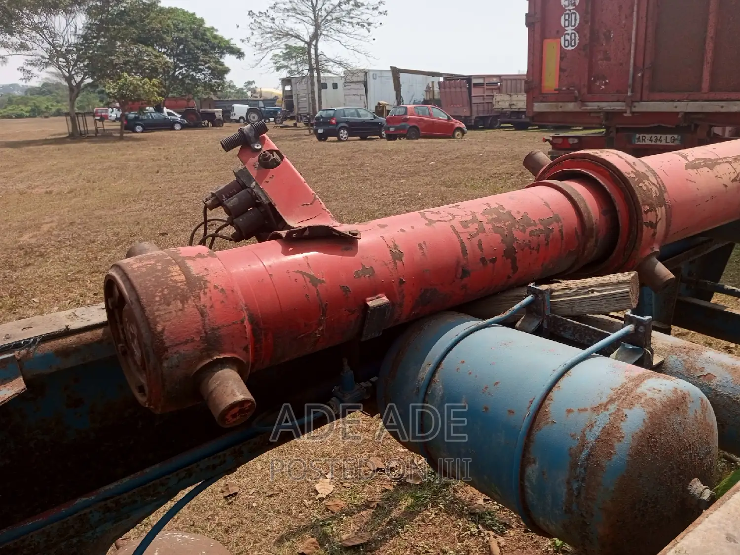 Tipping Trailer Piston