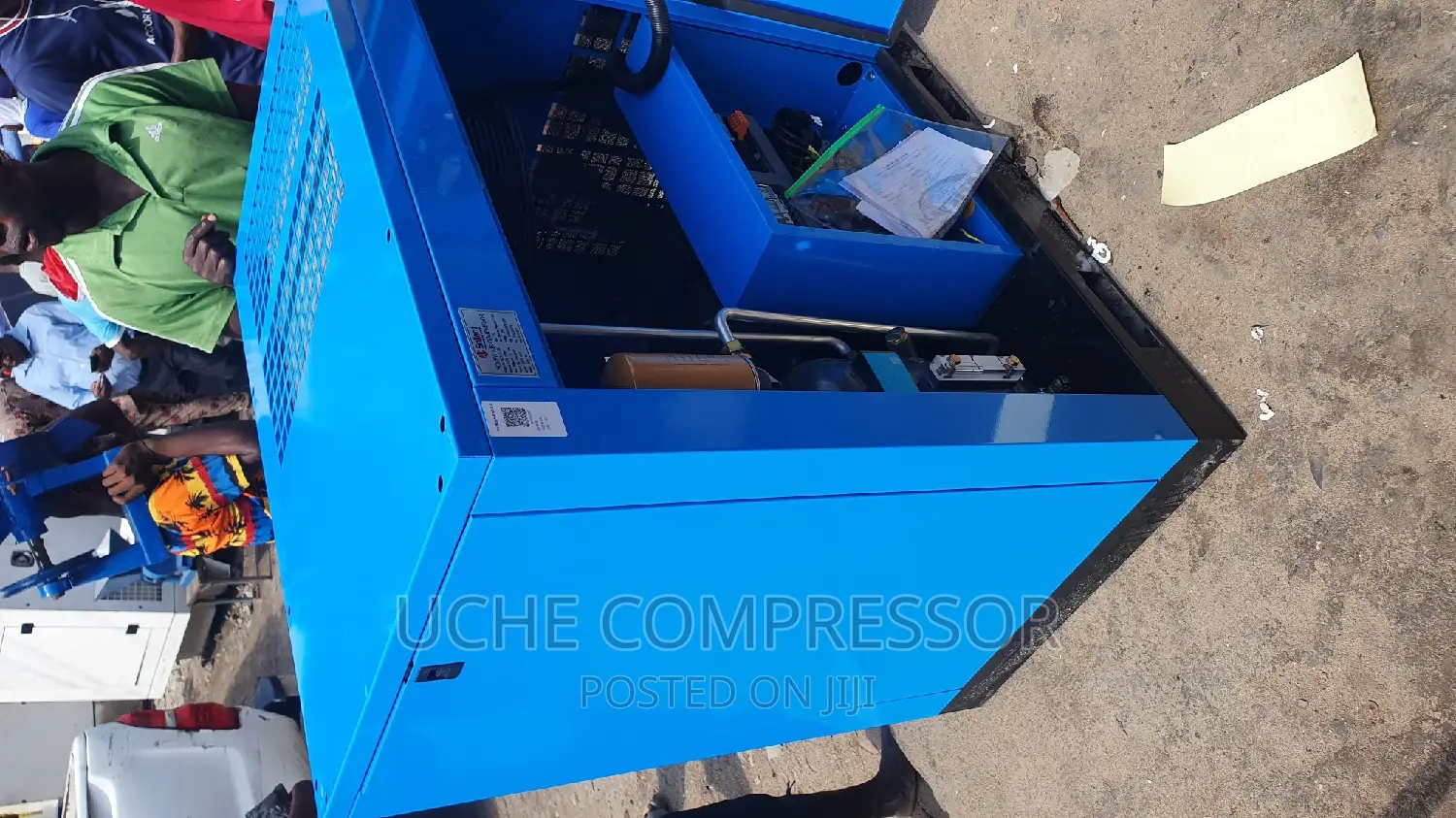 Screw Air Compressor 25h.P 18.5 Kw