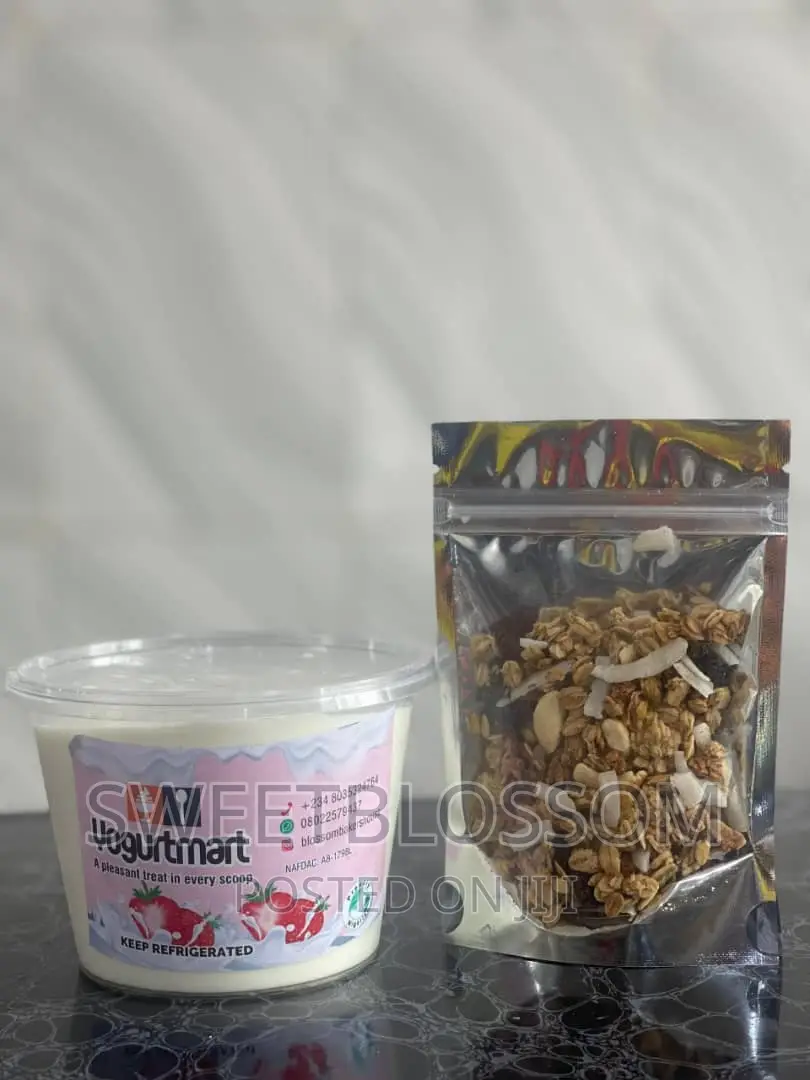 Yogurt And Granola