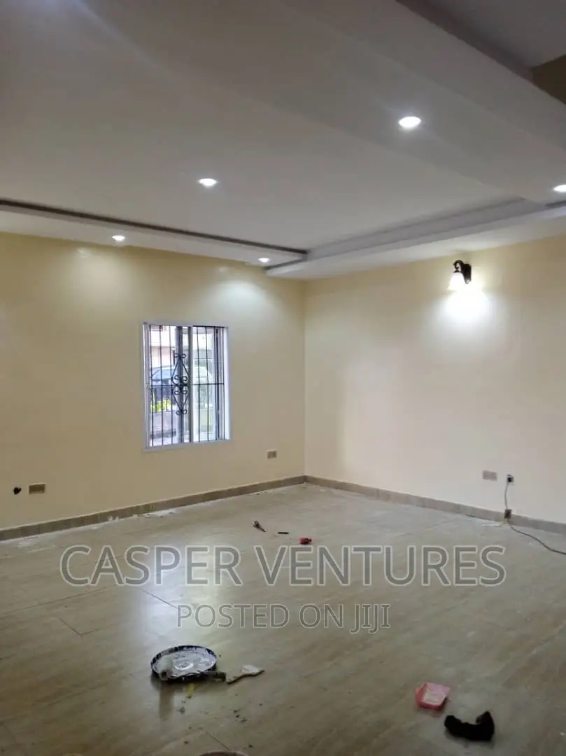 3bdrm Duplex in Lekki Paradise, Chevron for rent