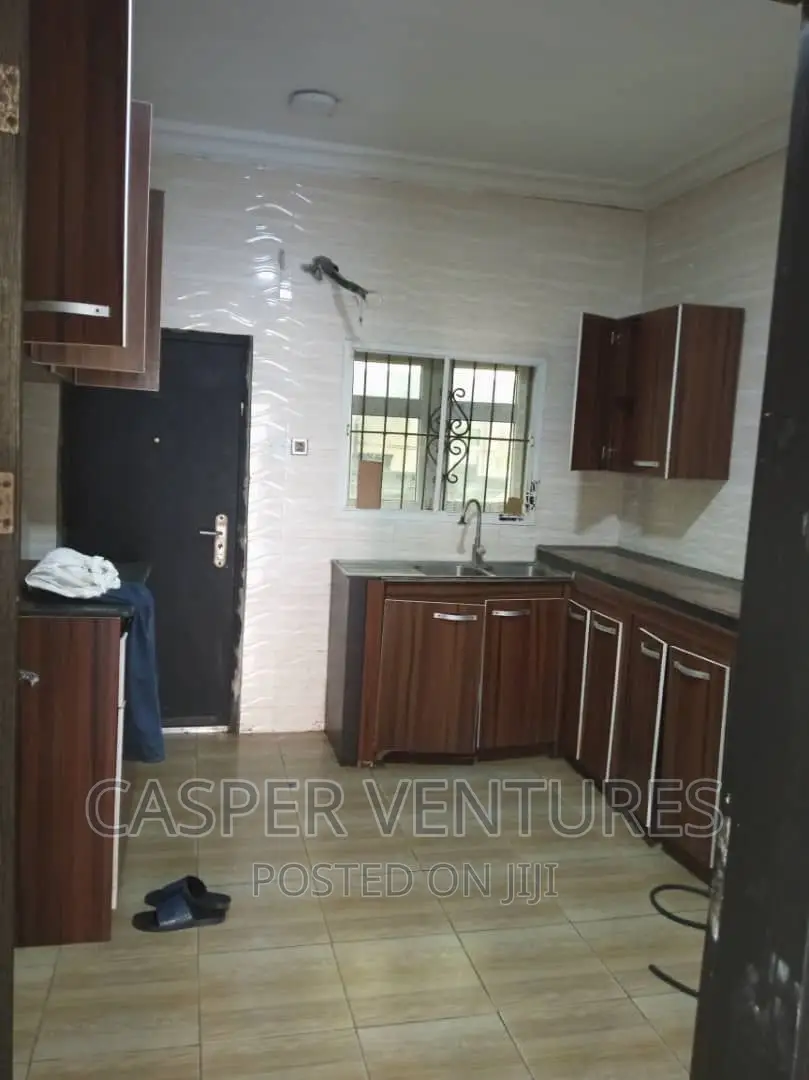 3bdrm Duplex in Lekki Paradise, Chevron for rent