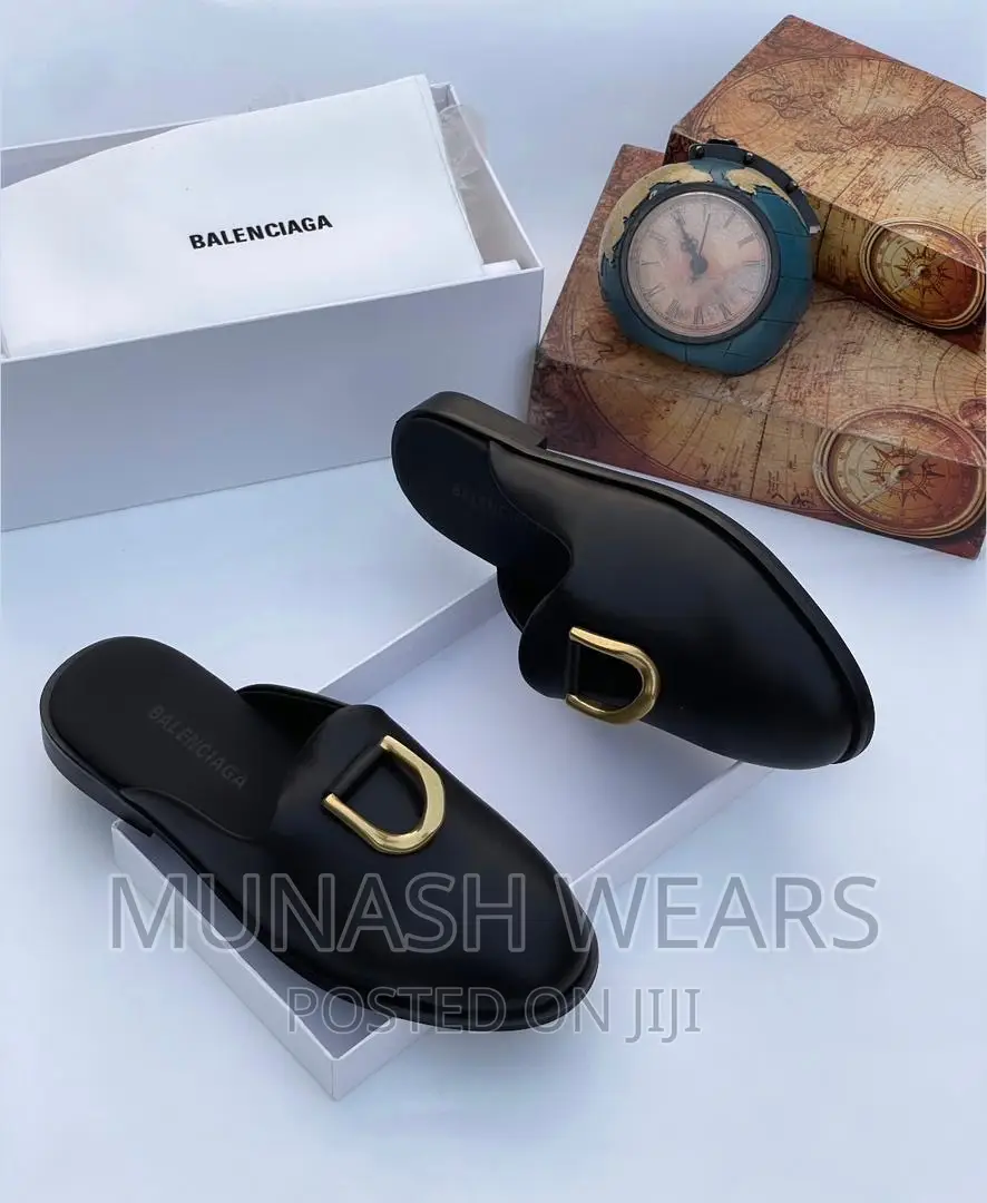 BALENCIAGA Leather Half Shoe