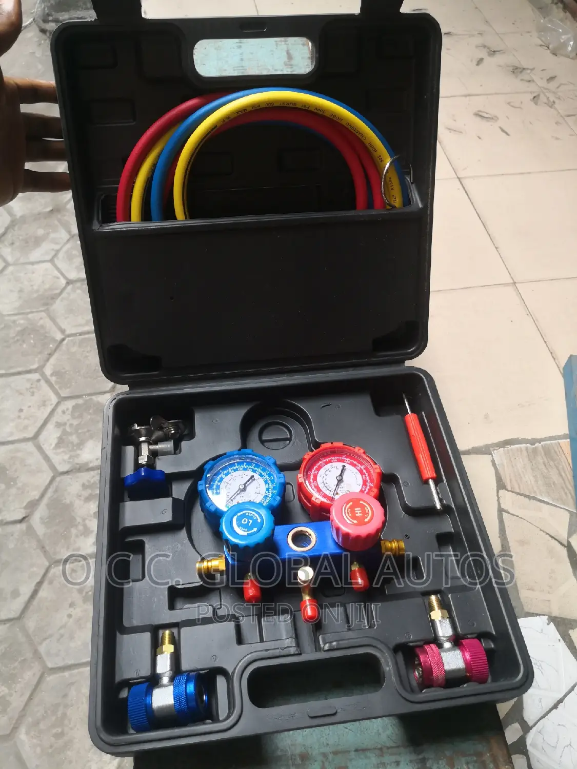 Manifold Gauge With Hose