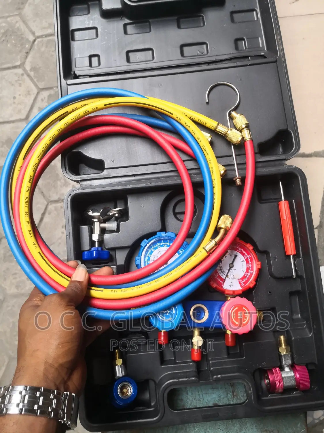 Manifold Gauge With Hose