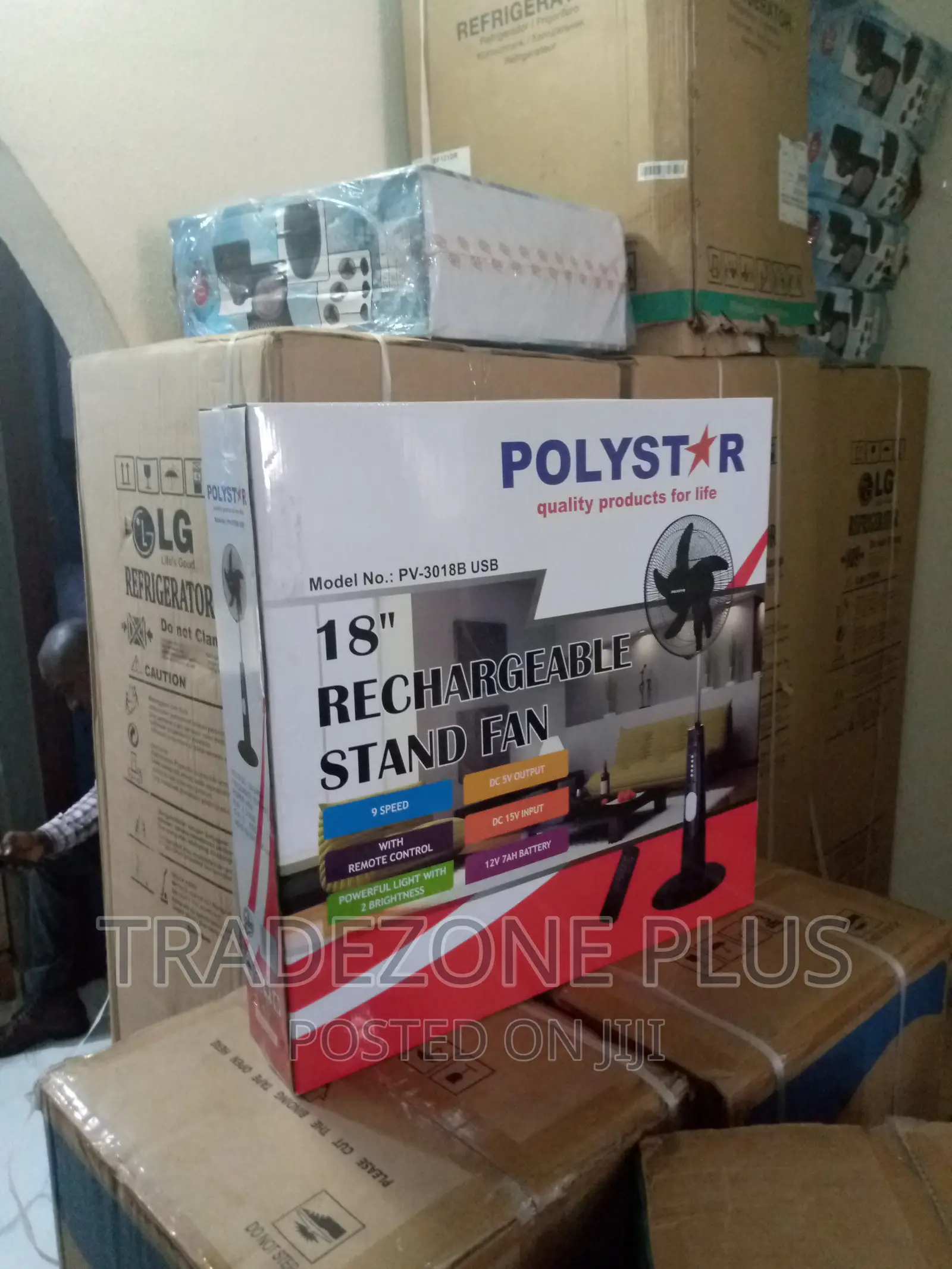 Polystar 18'' Rechargeable Fan-Pv3018b