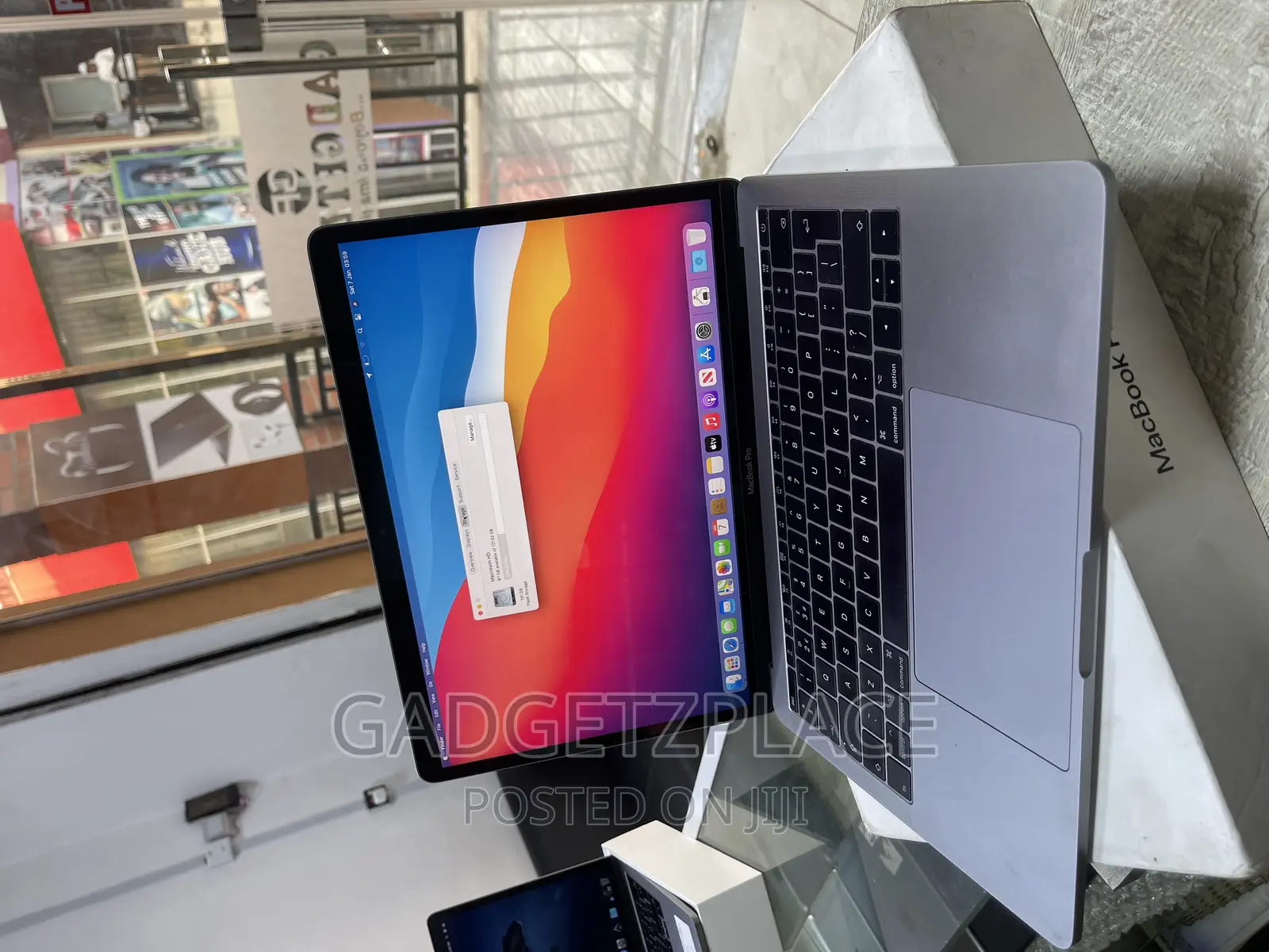 Laptop Apple MacBook Pro 2017 8GB Intel Core I5 SSD 128GB