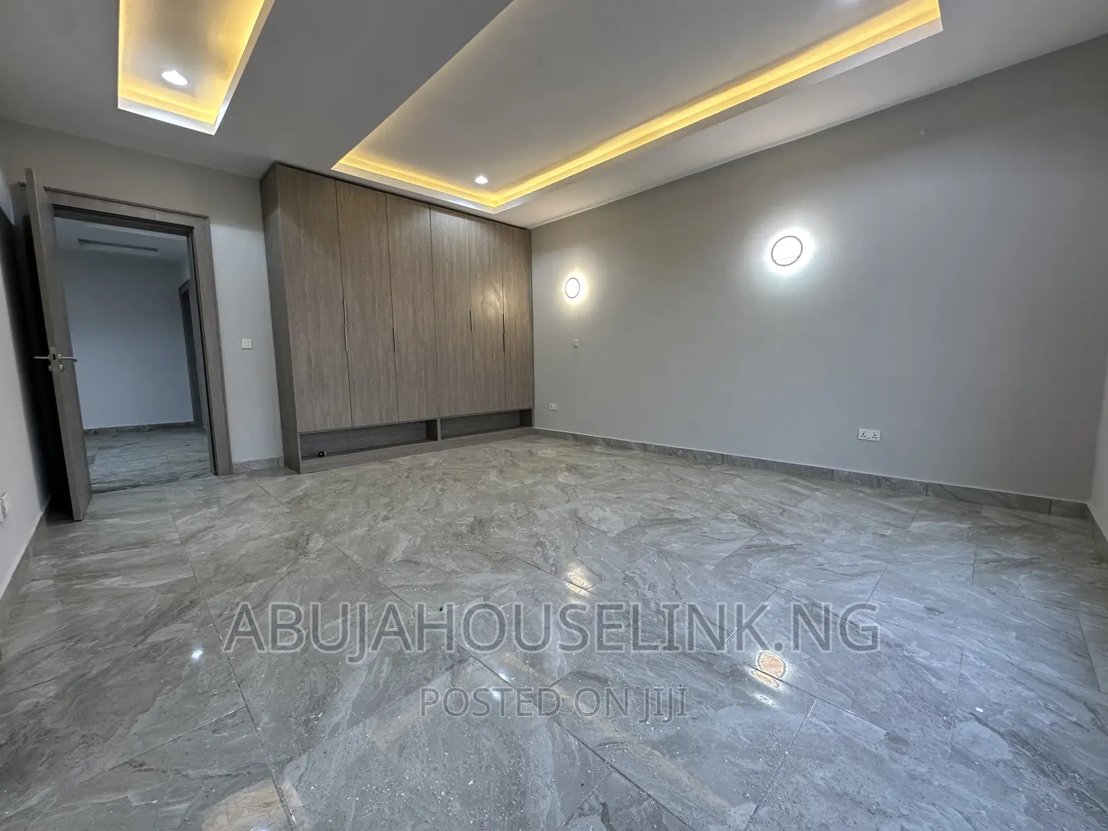 5bdrm Duplex in Guzape Abuja for sale