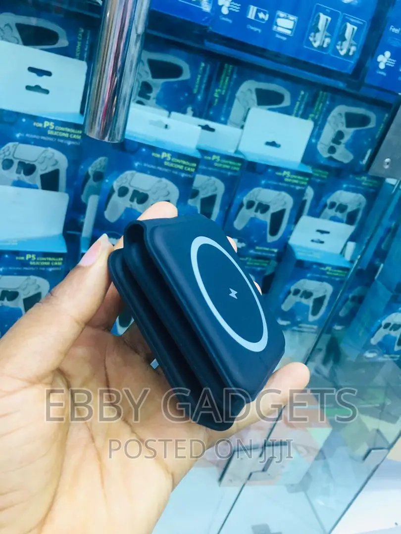 Wireless Charger 3 in 1, Magnetic Charging Station