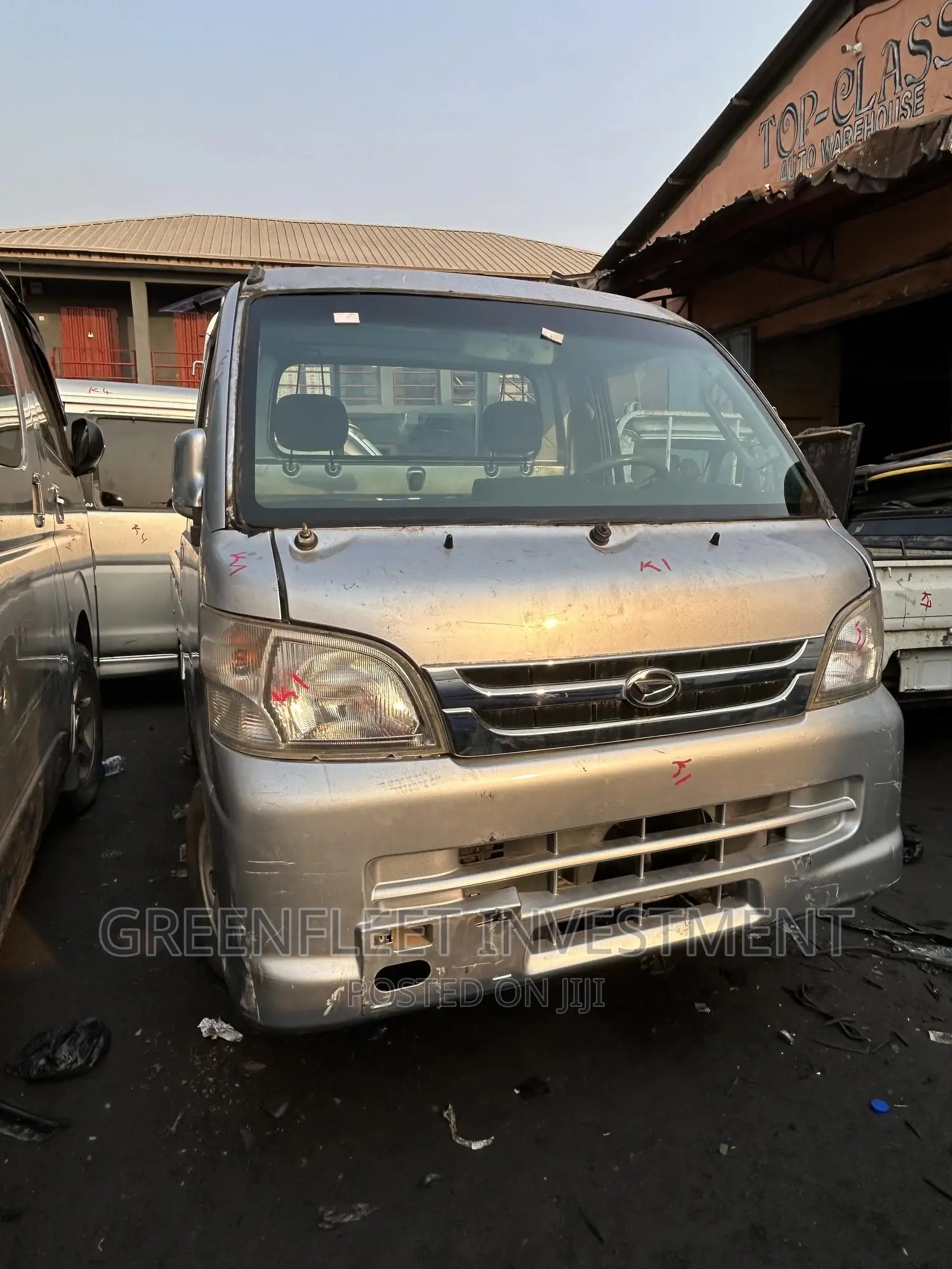 Daihatsu Hijet 2012 Silver