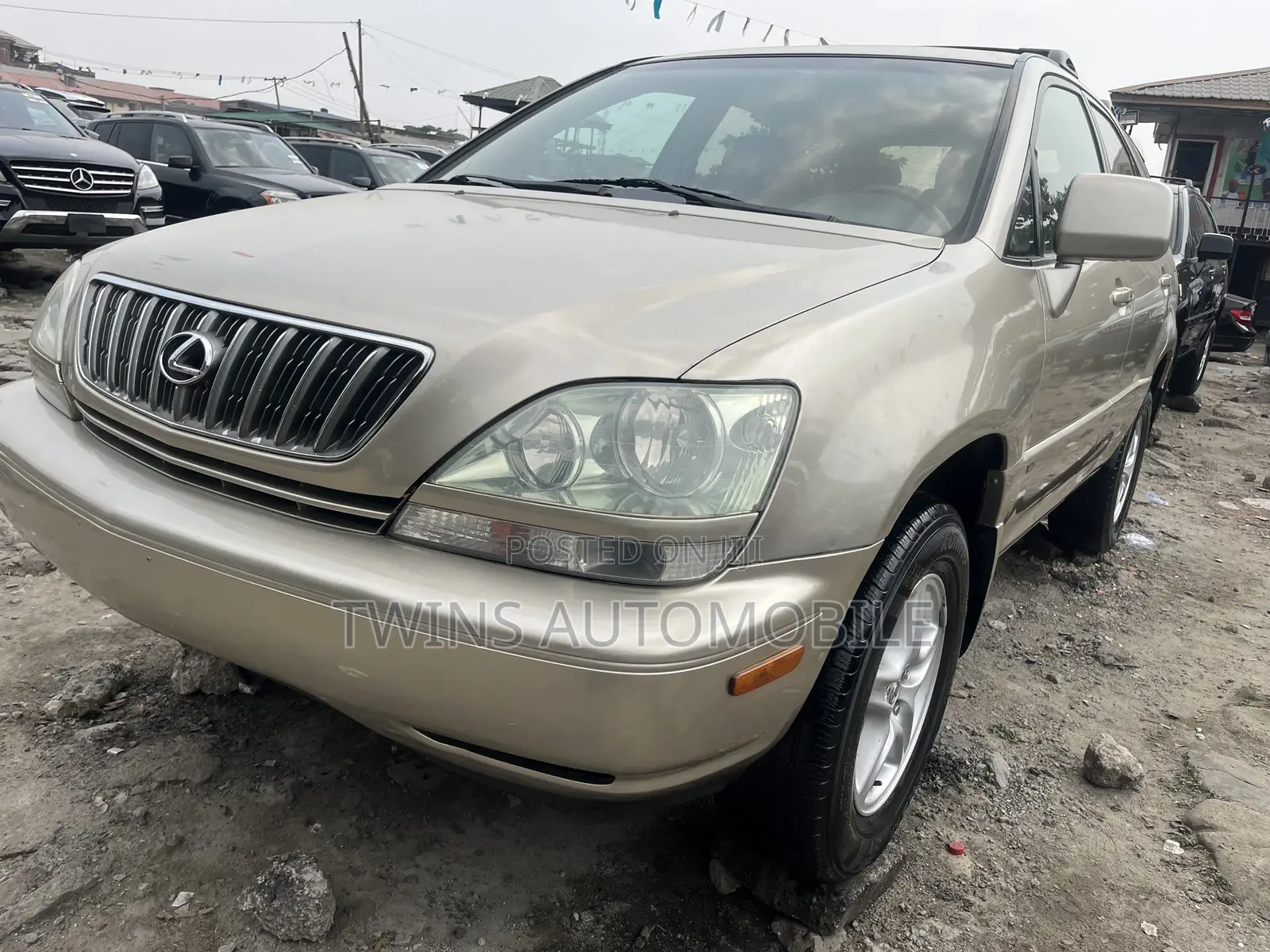 Lexus RX 300 2003 Gold