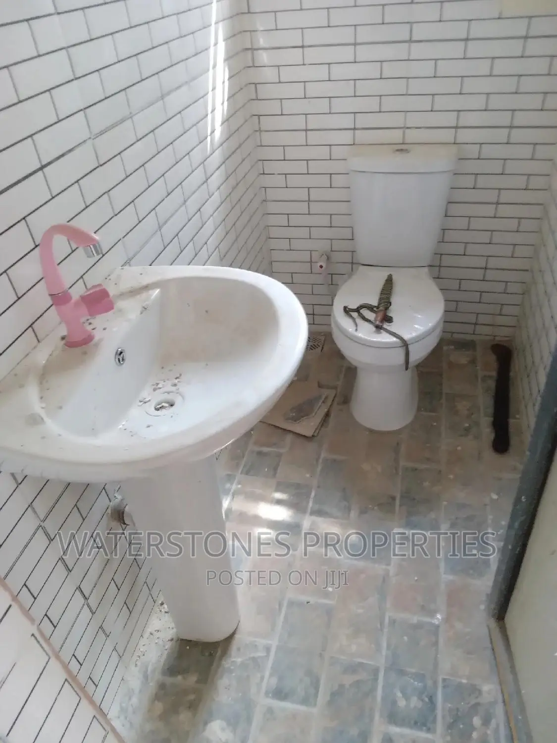 1bdrm Room & Parlour in Okpanam, Asaba, Oshimili South for rent