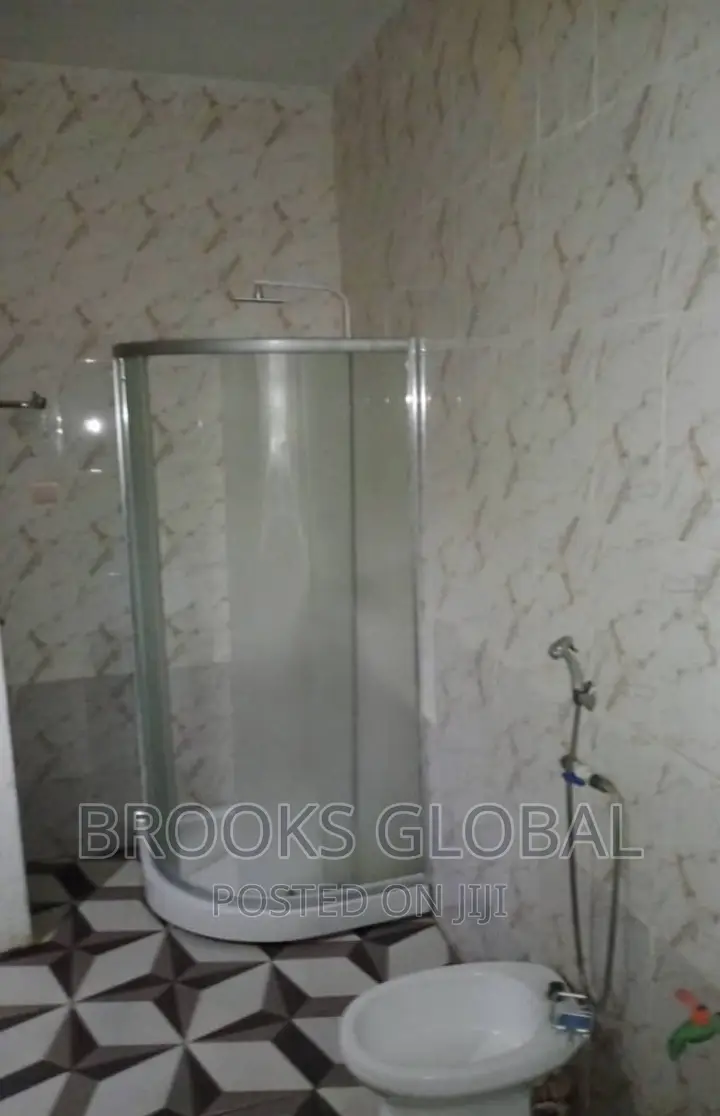 3bdrm Bungalow in Benin City for rent