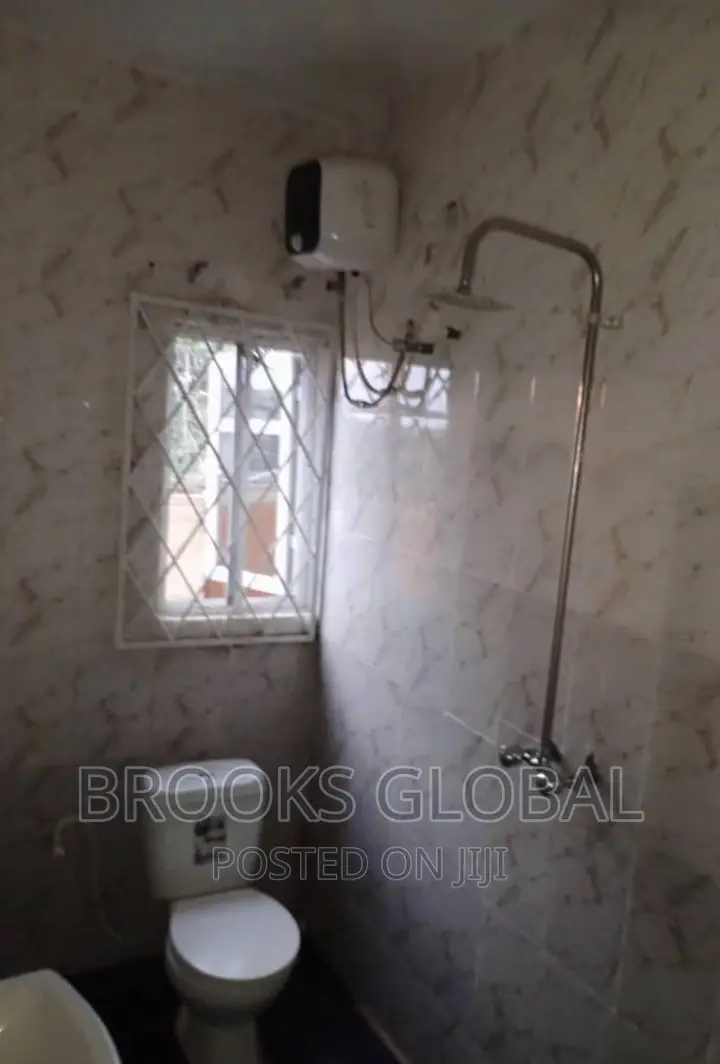 3bdrm Bungalow in Benin City for rent