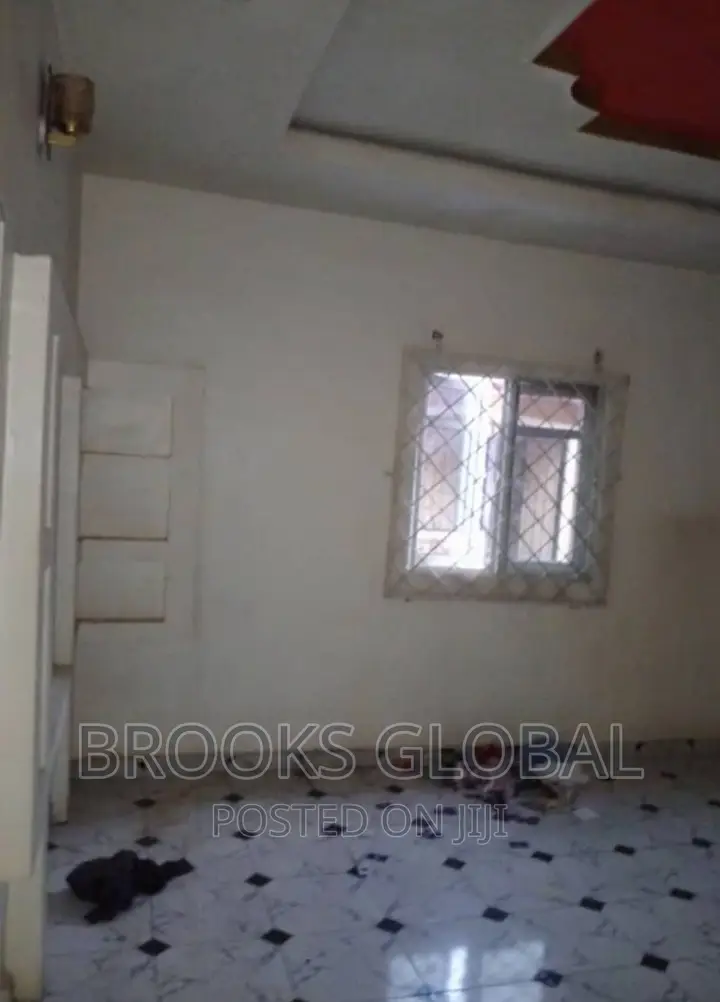 3bdrm Bungalow in Benin City for rent