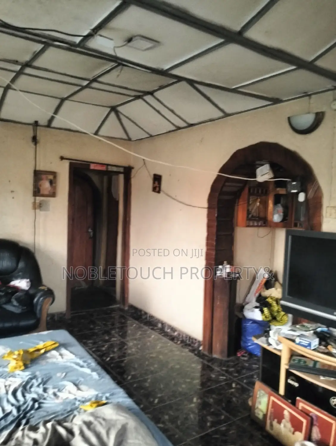 2bdrm Block of Flats in Ijegun Ikotun Lagos for sale