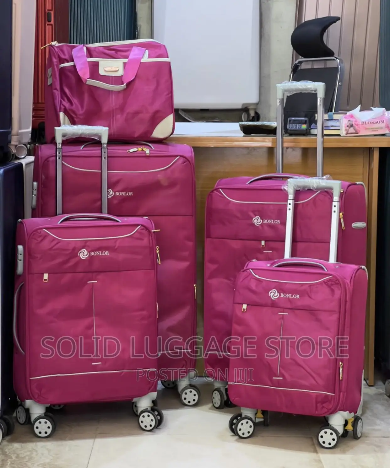 Bonlor Traveling Box