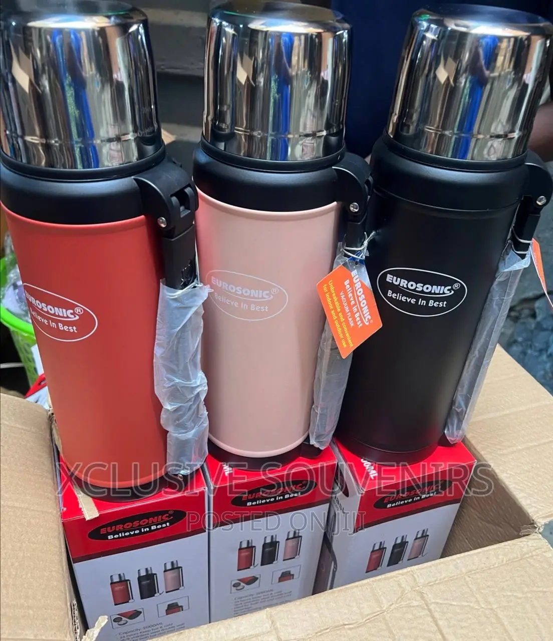 2000ml Vacuum Flask Available in 3 Colors