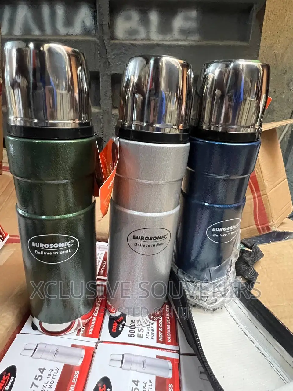 500ml Vacuum Flask (Keeps Drink Hit/Cold for 24hrs) With Bag