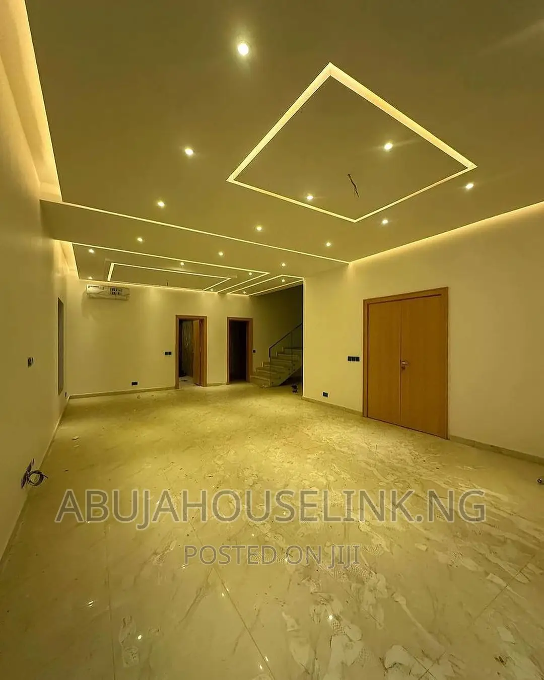 5bdrm Duplex in Gwarinpa Main Abuja for sale